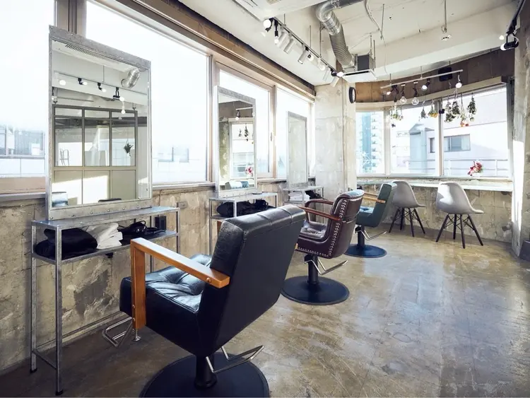 𝙱𝙻𝙴𝙽 𝚋𝚢 𝚍𝚘𝚝.の内観・外観1