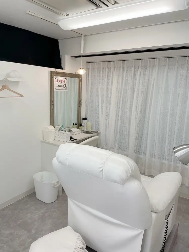 Eyelash Neo beauty 【ネオビューティー】上本町店の内観・外観2