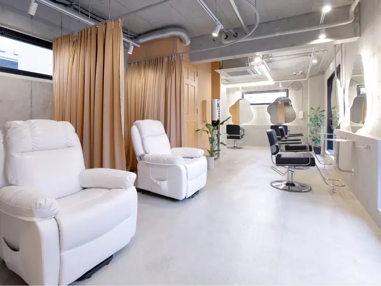 POCKET 大宮店の内観・外観1