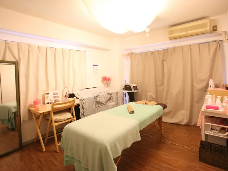 ビューティーワンダーワームの内観・外観1