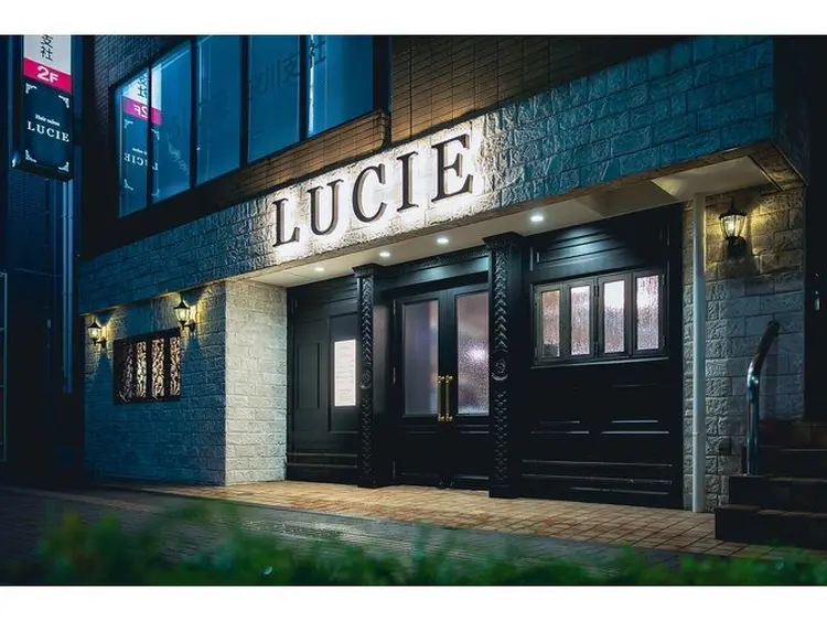 LUCIE立川店の内観・外観1