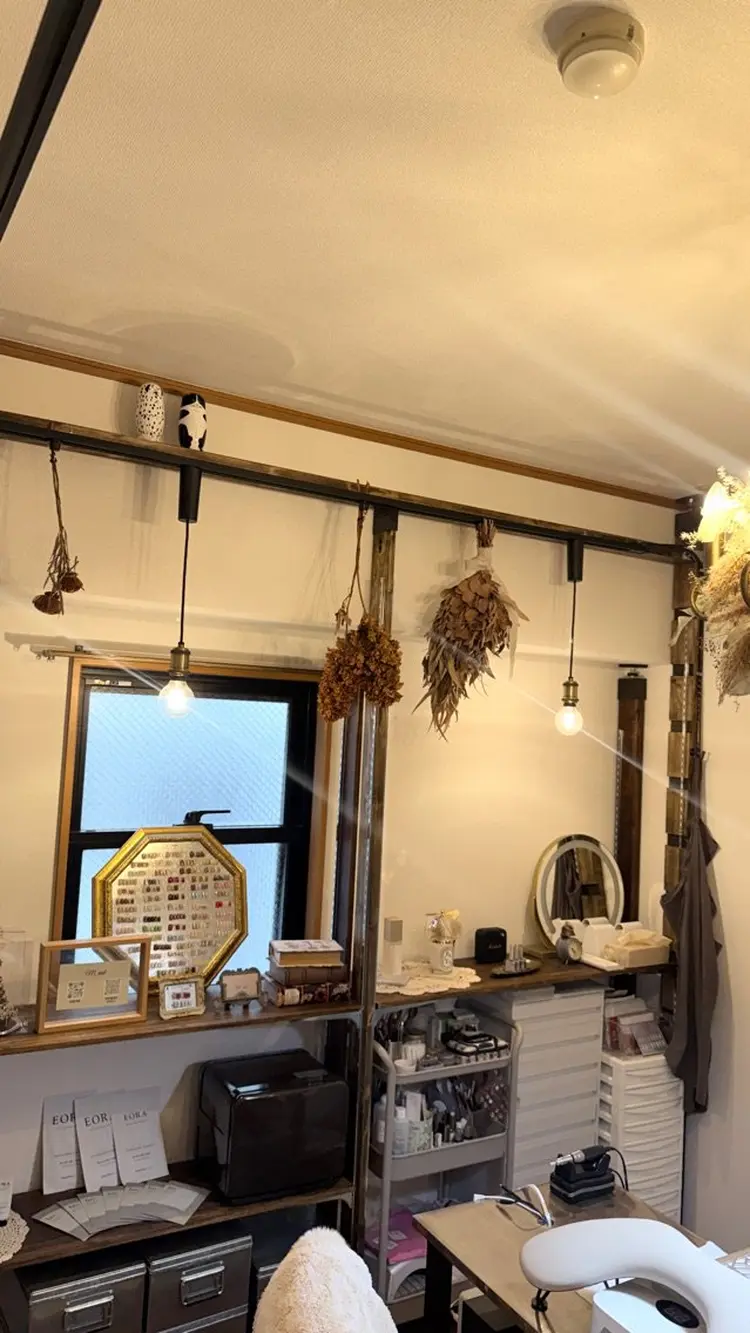 M.nailの内観・外観2