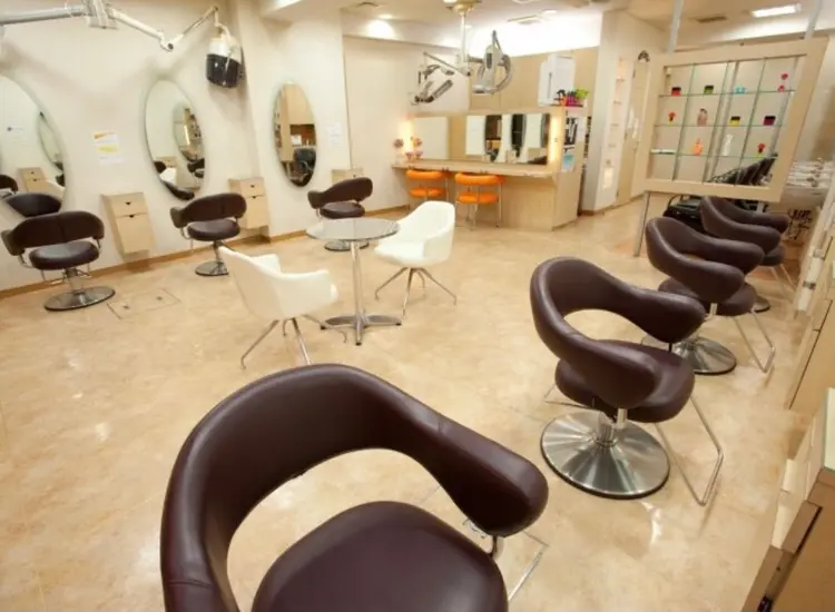 スタジオAZの内観・外観1