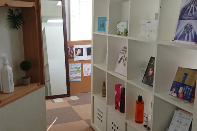 POLA　Rougeの内観・外観2