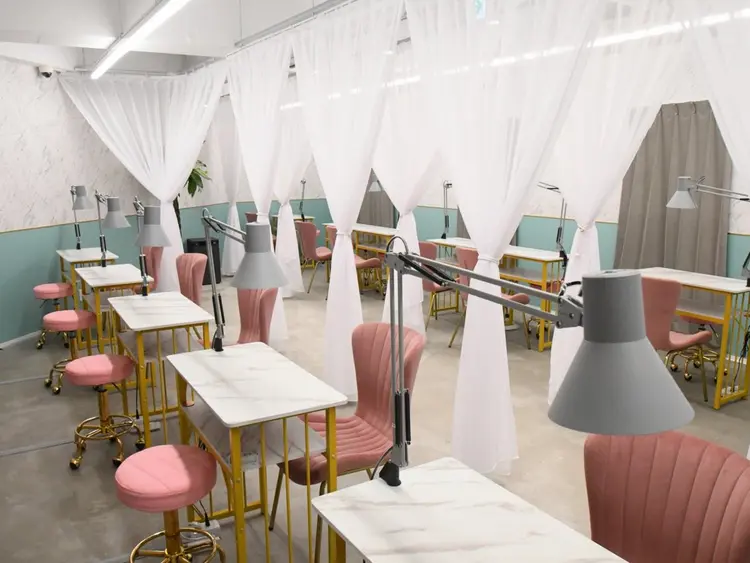 Nail Share Salon Maririsの内観・外観1