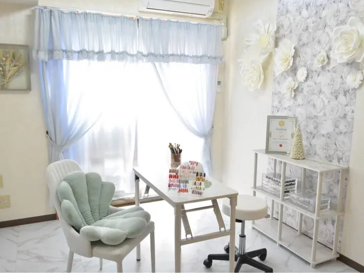 patchiri omeme&nail 海老名の内観・外観2