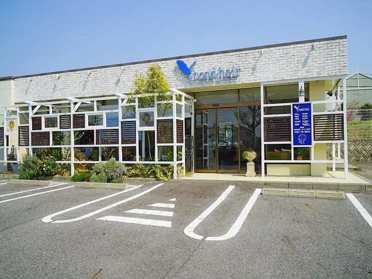 Ybond hairの内観・外観1