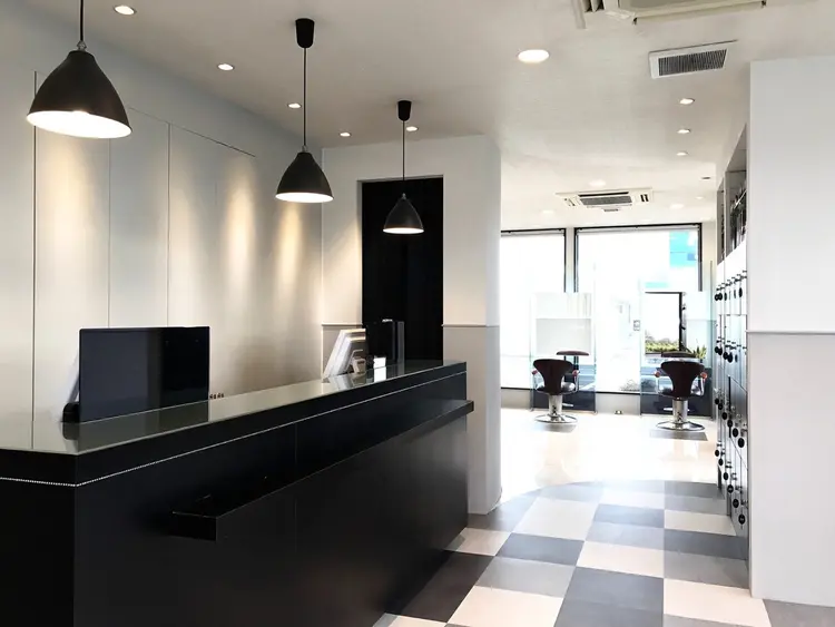 Earth coiffure beaute長野稲田店の内観・外観1