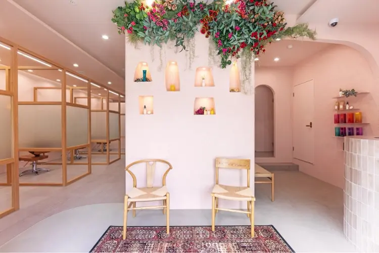 tricotAVEDA北綾瀬の内観・外観1