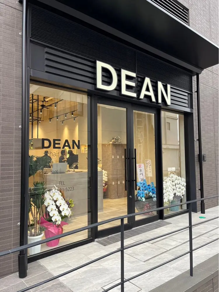 DEAN豊橋店の内観・外観1