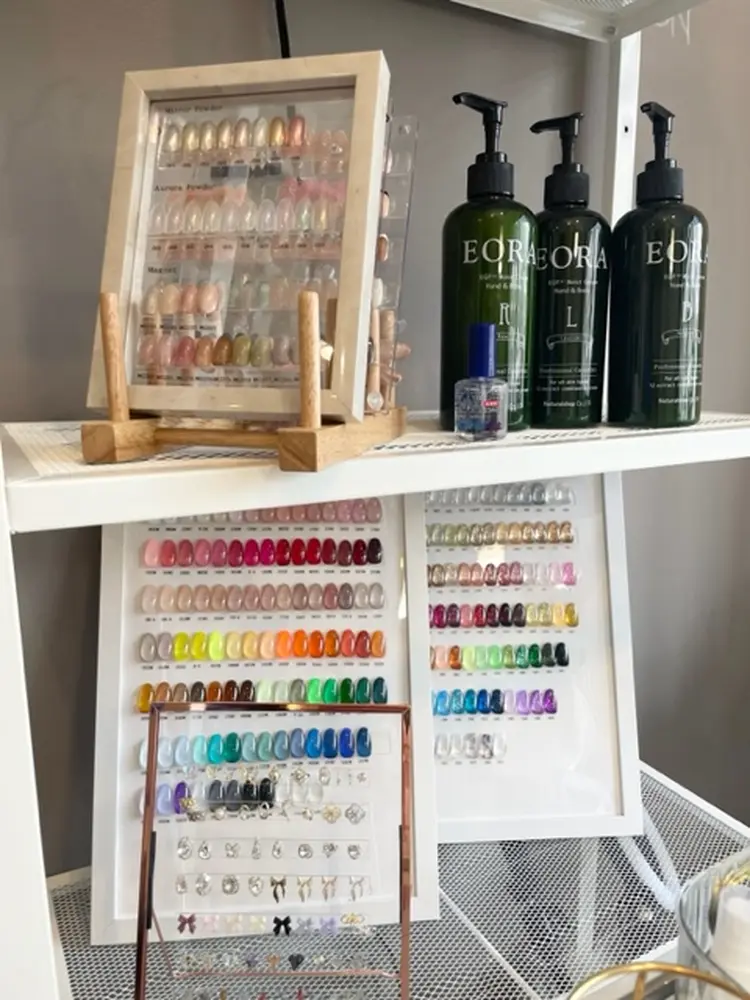 nail salon neigeの内観・外観2