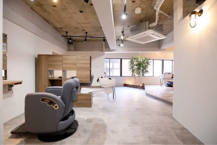 AID_の内観・外観1