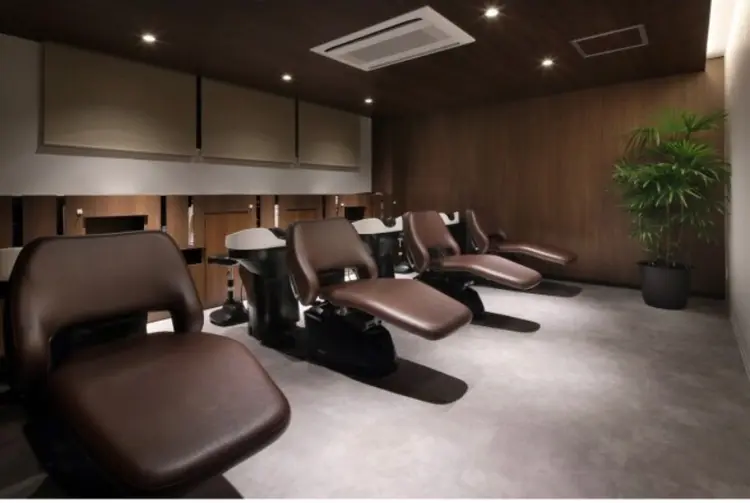 UNCHELの内観・外観3