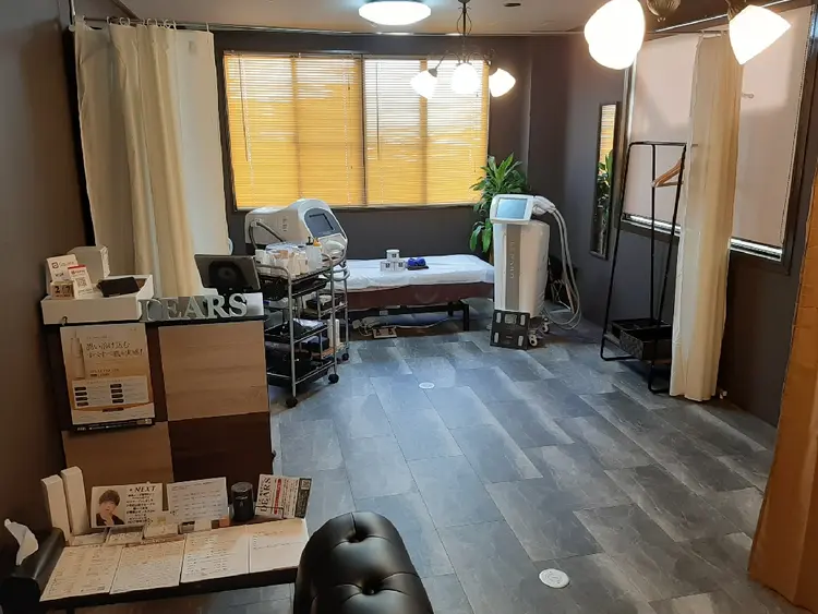 メンズ・脱毛サロン DEARSの内観・外観2