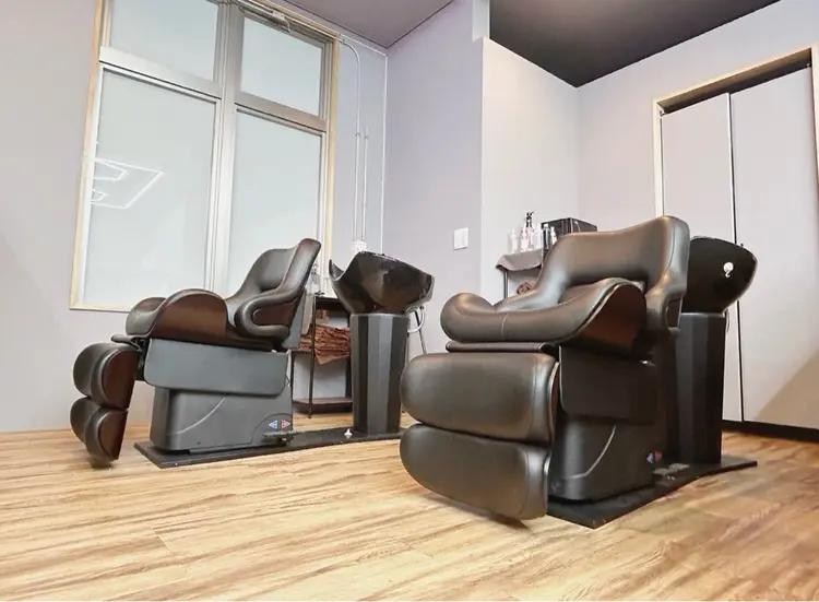 vim hair 泡瀬店の内観・外観3