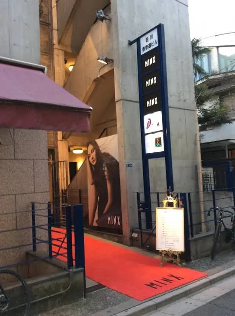 MINX【青山店】の内観・外観3
