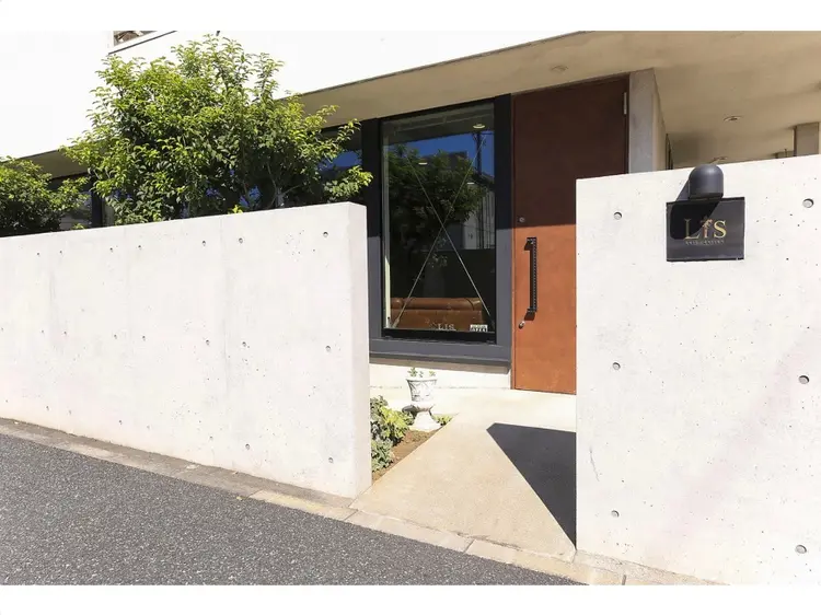 Lisの内観・外観2