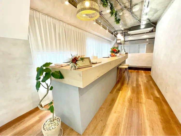 hair design SUN room【サンルーム渋谷】の内観・外観1