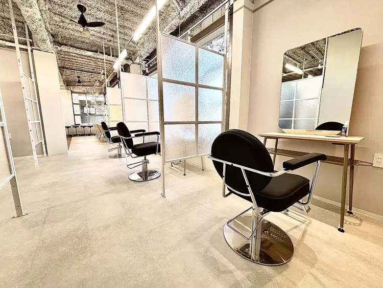 VIE.ORNER土気あすみが丘店の内観・外観1