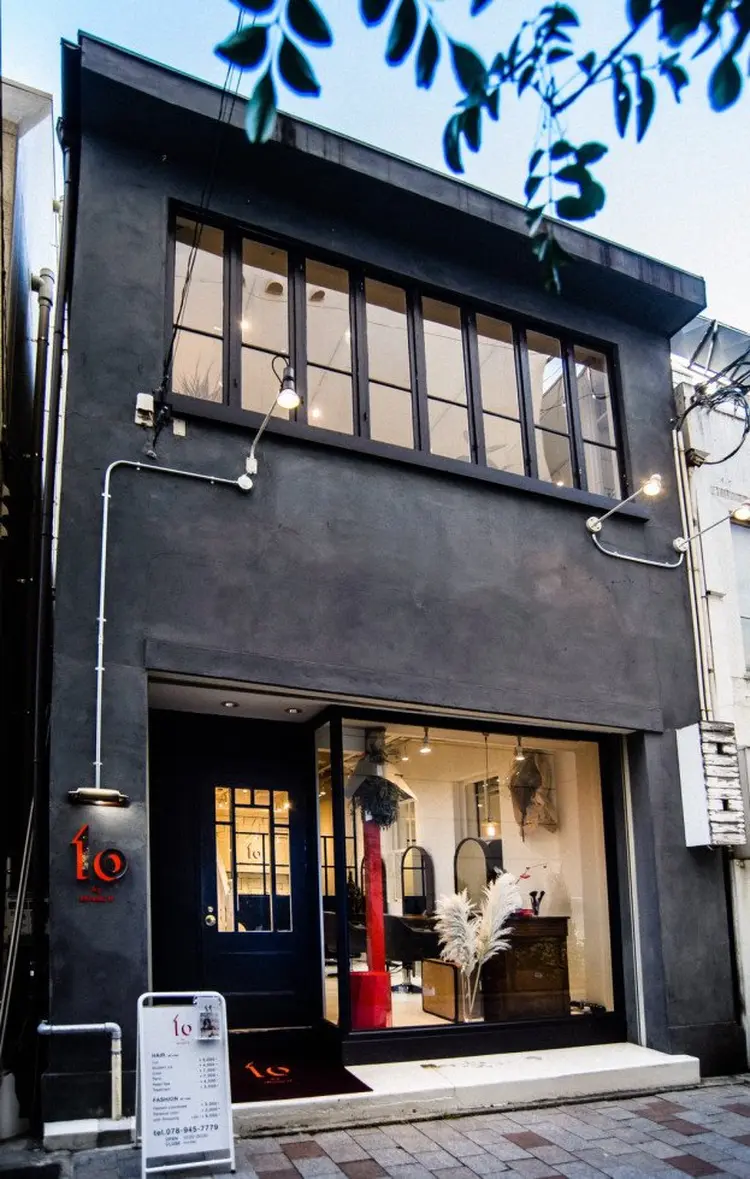 hair&fashion shiomihの内観・外観1