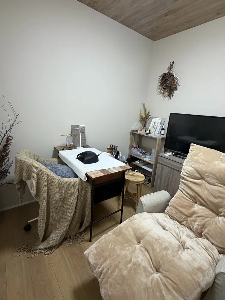 LCnailの内観・外観1