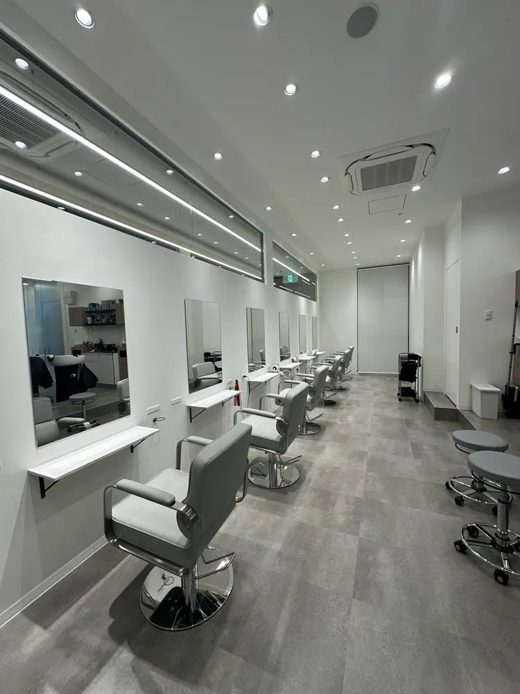 PULSE Yokohamaの内観・外観1