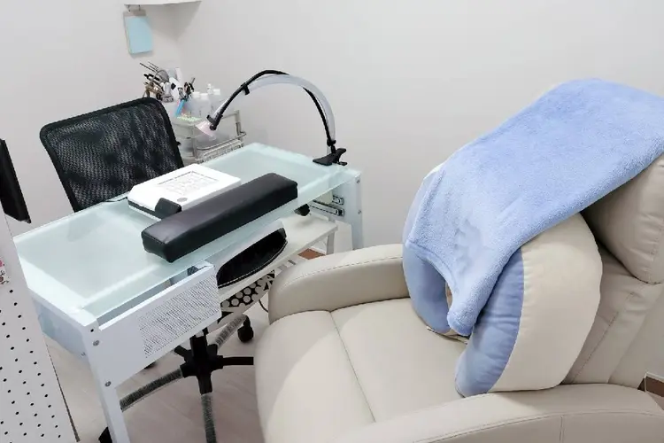 ﾈｲﾙｻﾛﾝ　KURIKINDIの内観・外観1