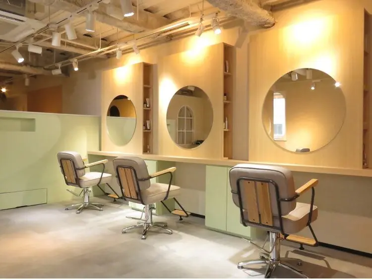 札幌美容室 Uneの内観・外観1