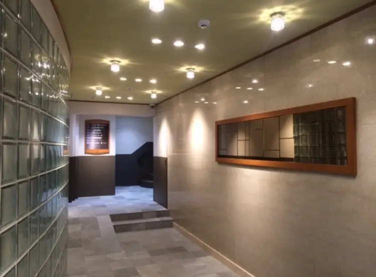 salon de off 西梅田店の内観・外観1