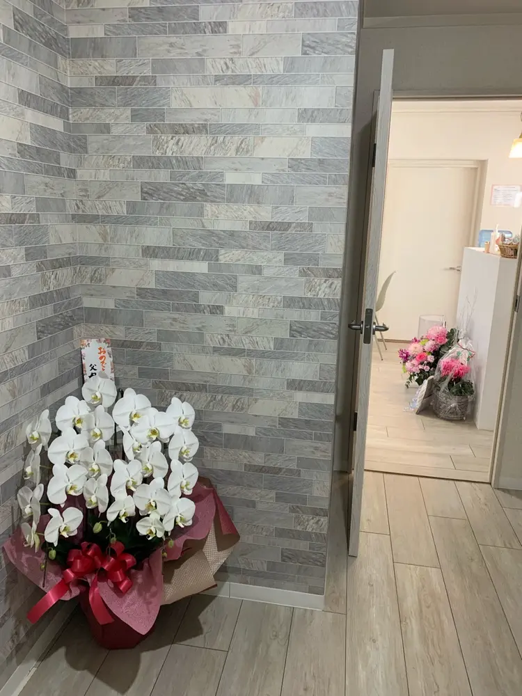 メナードフェイシャルサロン樫原店の内観・外観2