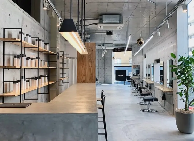 son hairの内観・外観1