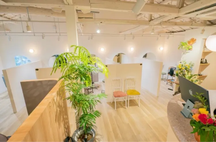 LEAPS adore都島店の内観・外観2