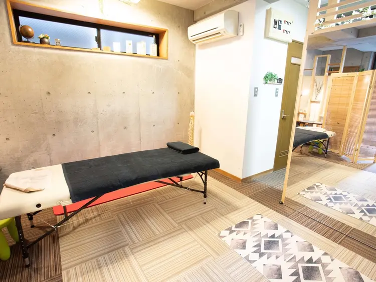 骨盤•動き整体専門サロンswitch-ON-bodyの内観・外観1