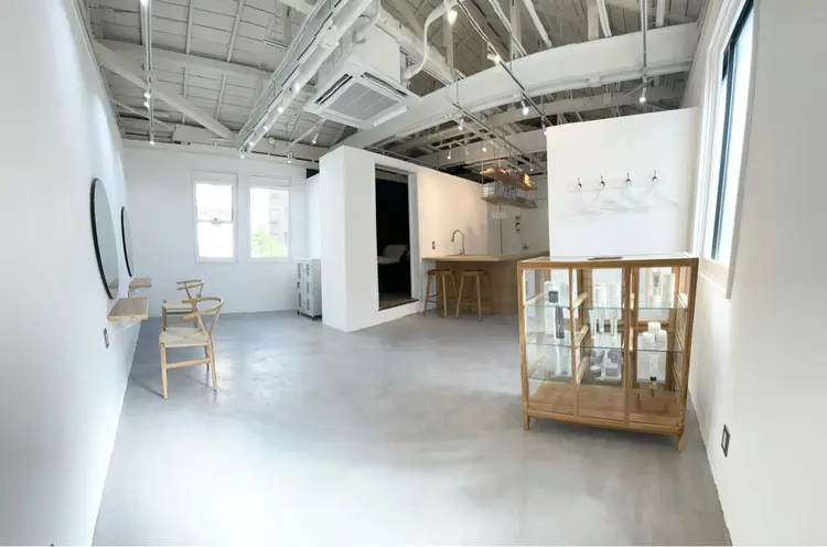 ayeの内観・外観1