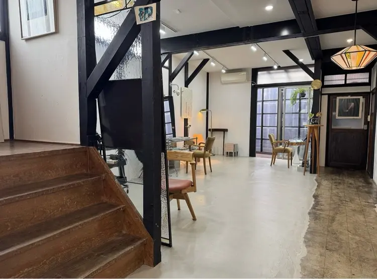 Wimbi  Sautiの内観・外観1