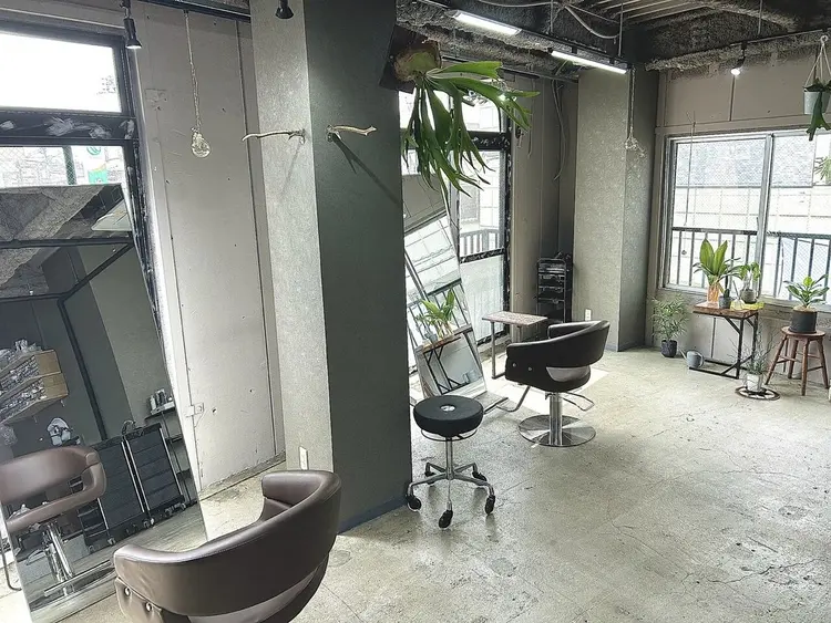 tataの内観・外観1