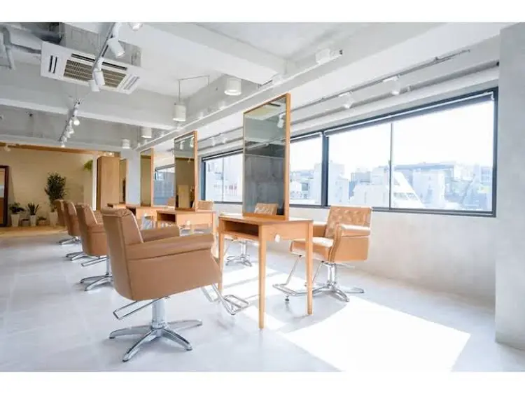 ANKH CROSSの内観・外観3