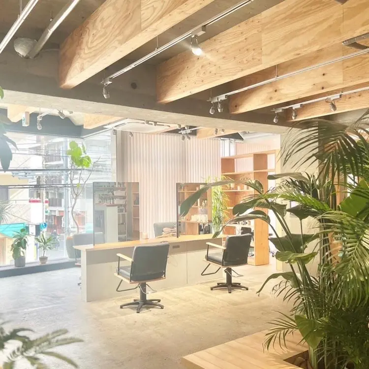 ON fleekの内観・外観2