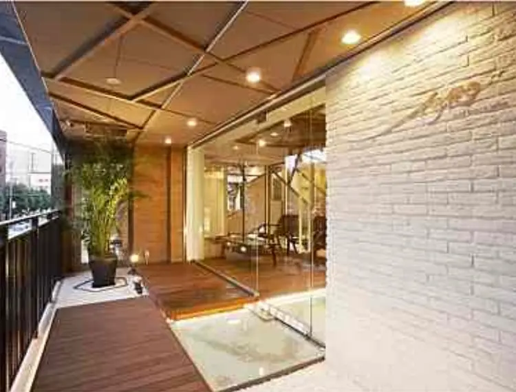 OROの内観・外観2