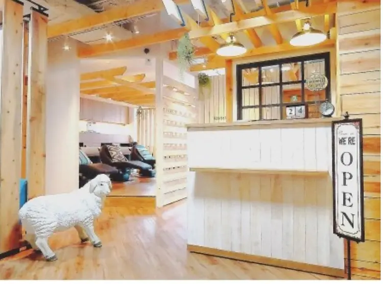 little×PORTOの内観・外観2