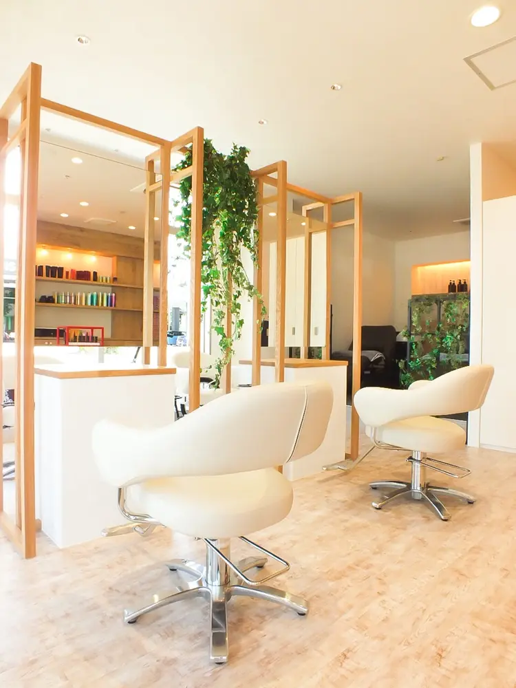 hair salon COROLLE ヘアサロン・コロールの内観・外観2