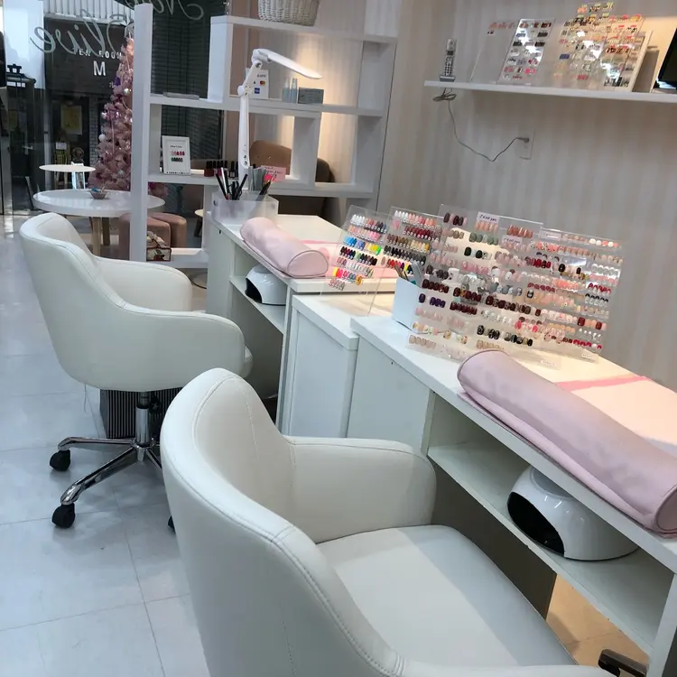 ネイルサロンoliveの内観・外観2