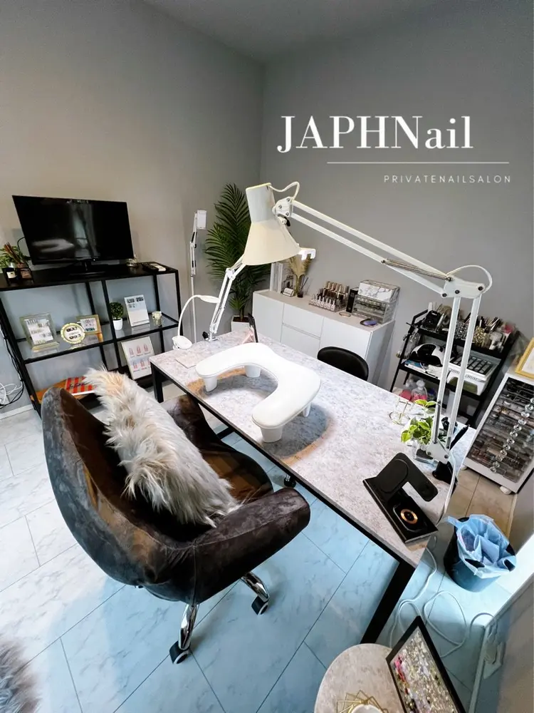 Nailsalon.JAPHの内観・外観2