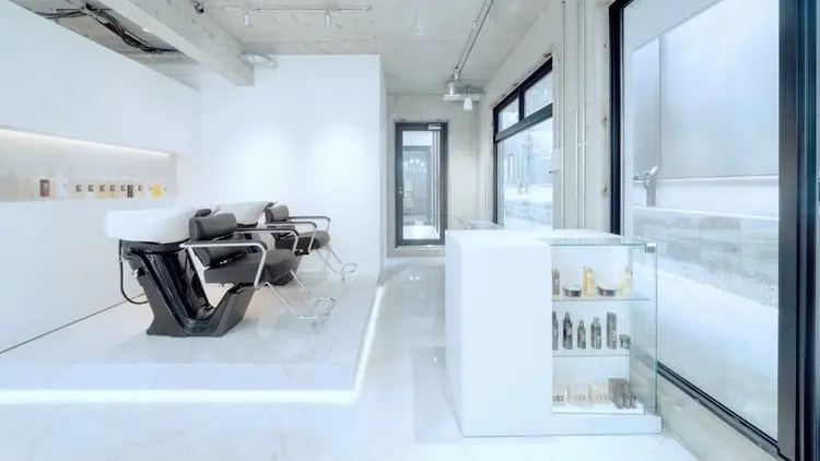 ELTE表参道の内観・外観3