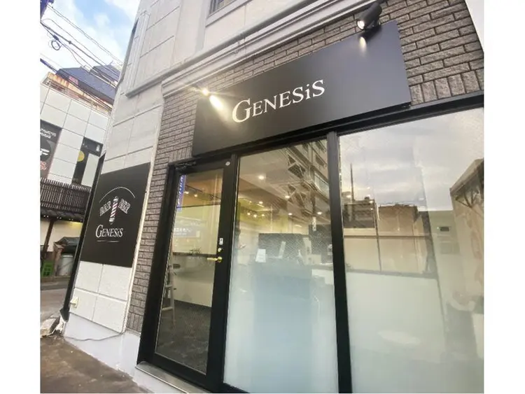 GENESiSの内観・外観1