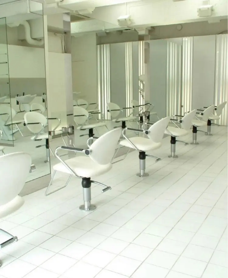 HEADS  exの内観・外観2