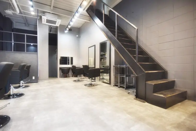 Rootsの内観・外観1