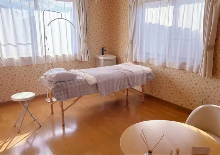 Eyelash&Eyebrow Lunelの内観・外観1