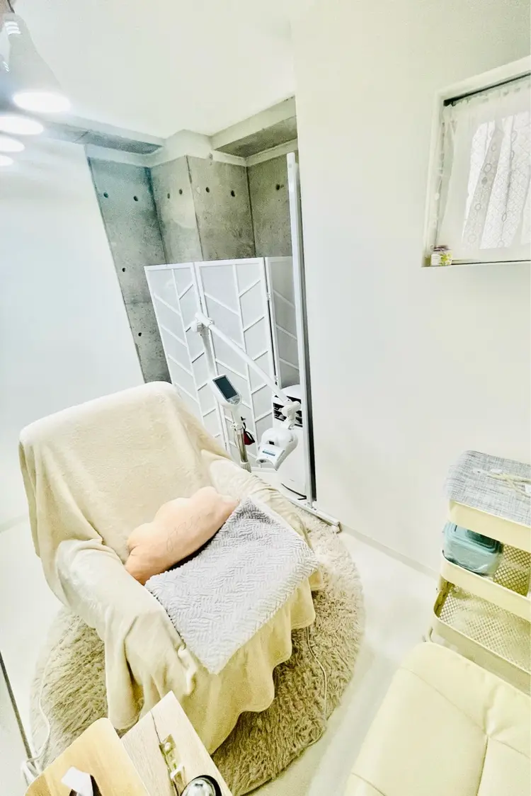 西宮ホワイトニング Kirarieの内観・外観1