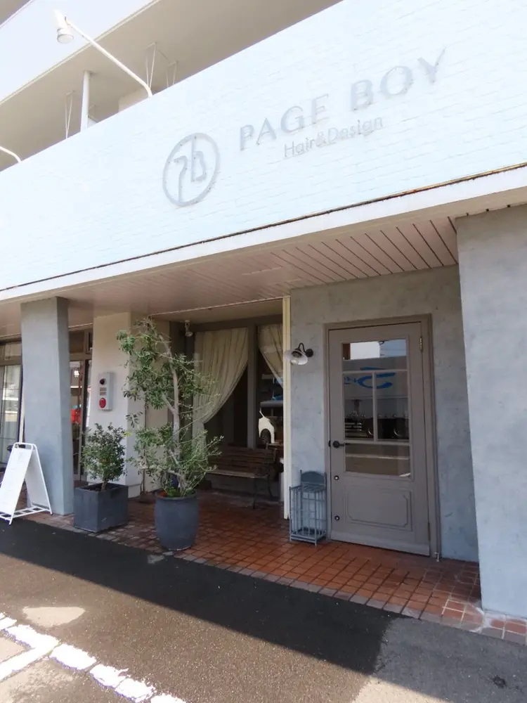 PAGEBOYレインボー店の内観・外観2